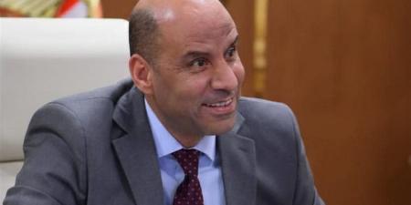 وزير العمل: توفير 1590 وظيفة في 36 شركة في 11 محافظة