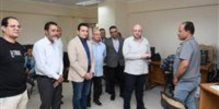 محافظ الفيوم يتفقد فعاليات البرنامج التدريبي لموظفي المراكز التكنولوجية على التطبيقات الخاصة بتطوير المحليات