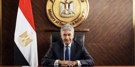 وزير السياحة: احترافية الأداء والحوار المستمر.. أبرز عوامل نجاح التشغيل خلال موسم الحج