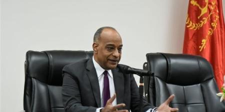 مساعد وزير التعليم يكشف أهمية نظام البكالوريا للطالب