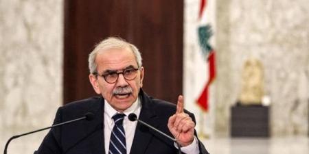 نواف سلام يصل صور على متن مروحية ويتوجه لثكنة بنوا بركات