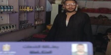 «وحدة التضامن» تهدى «أحمد» كشكًا صغيرًا للإنفاق على عائلته وتحسين مستوى المعيشة