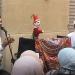 البهجة التراثية تطرق أبواب وسط البلد.. تفاعل كبير من زائري "شارع الفن" مع عرض الأراجوز (فيديو)