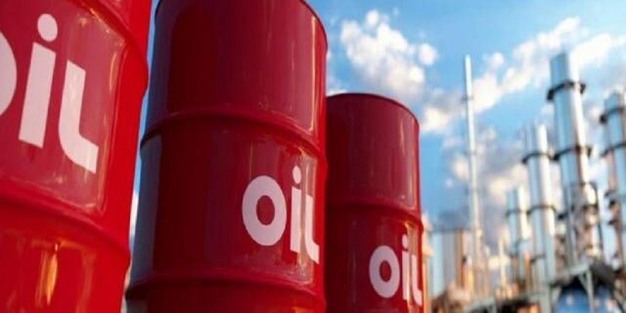 أسعار
      النفط
      تتراجع
      بأكثر
      من
      2%
      مع
      تسوية
      تعاملات
      الجمعة