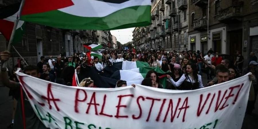 المظاهرات
      تجوب
      عواصم
      العالم
      تنديدًا
      باستمرار
      العدوان
      على
      غزة