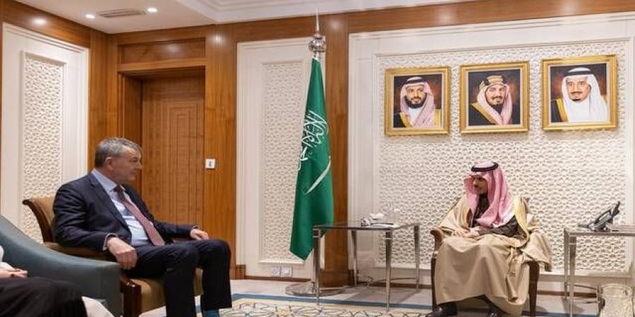 وزيرا
      خارجية
      السعودية
      وأمريكا
      يبحثان
      تطورات
      الأوضاع
      في
      غزة
      وجهود
      التهدئة