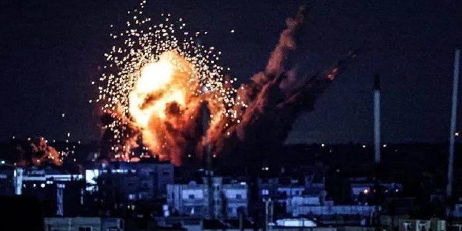 استشهاد
      4
      صحفيين
      فلسطينيين
      بقصف
      إسرائيلي
      في
      غزة
