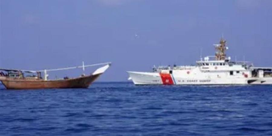 مسؤول
      أمريكي
      يتهم
      إيران
      بدعم
      الحوثي
      في
      هجمات
      البحر
      الأحمر
