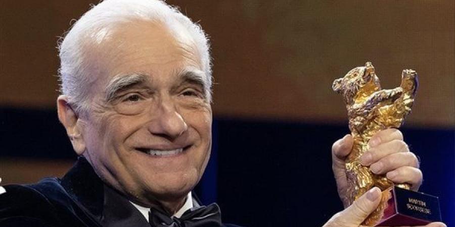 تكريم
      مارتن
      سكورسيزي
      بجائزة
      الدب
      الذهبي
      الفخري
      بمهرجان
      برلين
      السينمائي
      (فيديو)