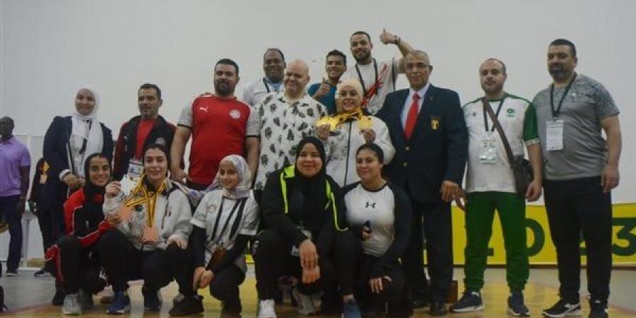 منها
      91
      ذهب،
      مصر
      تحصد
      158
      ميدالية
      في
      دورة
      الألعاب
      الإفريقية