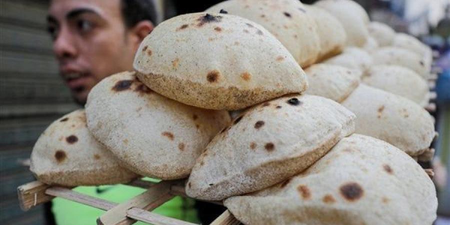 علي
      المصيلحي:
      هيئة
      السلع
      التموينية
      تتحمل
      زيادة
      التكلفة
      في
      إنتاج
      رغيف
      الخبز
      البلدي