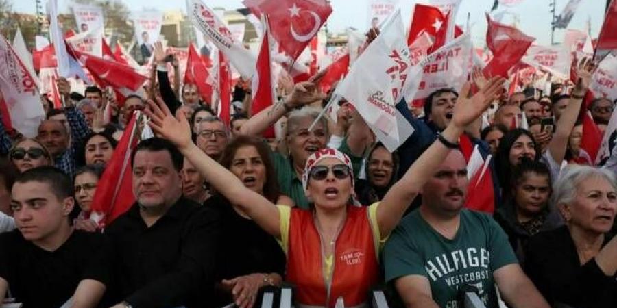 مؤشرات
      أولية
      بخسارة
      حزب
      أردوغان
      في
      الانتخابات
      البلدية
      التركية