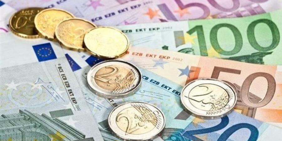 سعر
      اليورو
      أمام
      الجنيه
      المصري
      بداية
      تعاملات
      اليوم
      الأحد
      31-
      3-
      2024