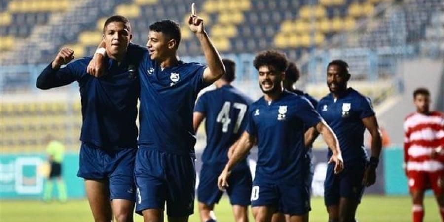 الدوري
      المصري،
      أوفا
      يقود
      إنبي
      أمام
      فاركو