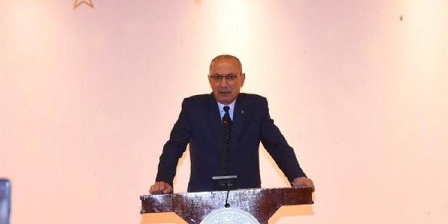 السفير
      التركي
      بالقاهرة
      يشيد
      بالدور
      المصري
      تجاه
      قطاع
      غزة