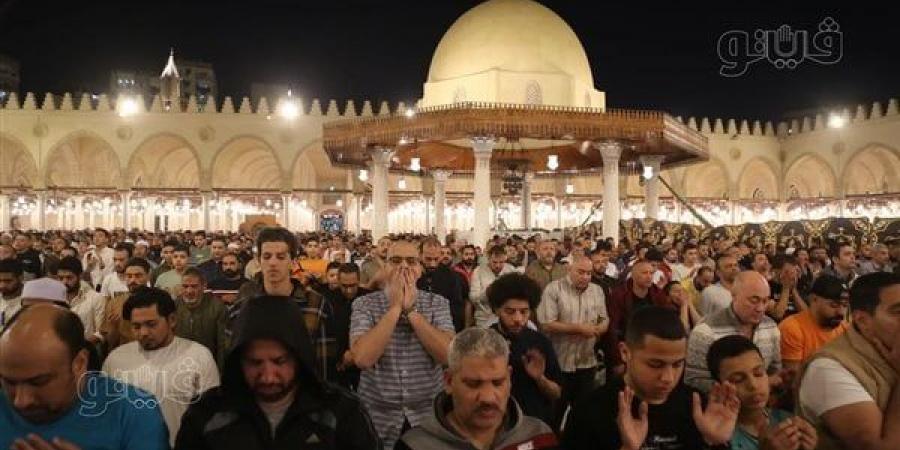 25
      صورة
      ترصد
      صلاة
      التراويح
      بمسجد
      عمرو
      بن
      العاص
      في
      ليلة
      27
      رمضان