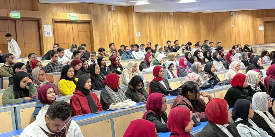 "إعلام
      السويس"
      ينظم
      حوارا
      وطنيا
      حول
      العمل
      الأهلي
      والتنمية
      الشاملة