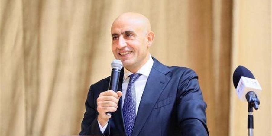 وزير
      التربية
      والتعليم:
      انخفاض
      بيزنس
      السناتر
      بأكثر
      من
      50%