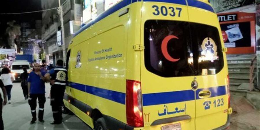 إصابة
      7
      مواطنين
      إثر
      حادث
      انقلاب
      سيارة
      نقل
      «جامبو»
      محمّلة
      بأخشاب
      «فراشة»بالبحيرة