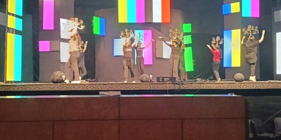 تامر عبدالمنعم يشهد البروفات النهائية لاحتفالية رأس السنة