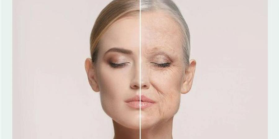 عادات شائعة تدمّر البشرة بعد الأربعين