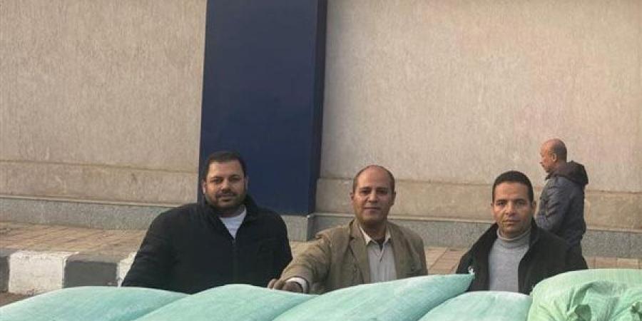 ضبط سيارة دقيق مدعم قبل تهريبه بالسنطة