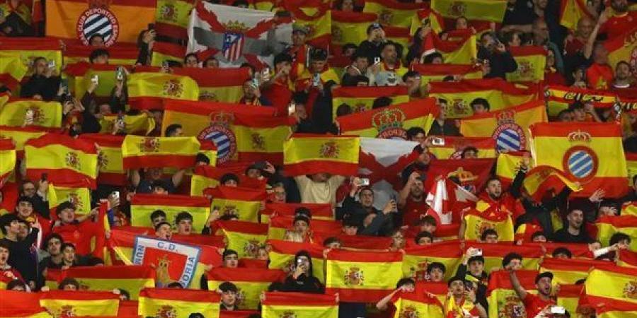 تحقيق من قبل شرطة كتالونيا بعد الهتافات العنصرية في مباراة إسبانيا ومصر