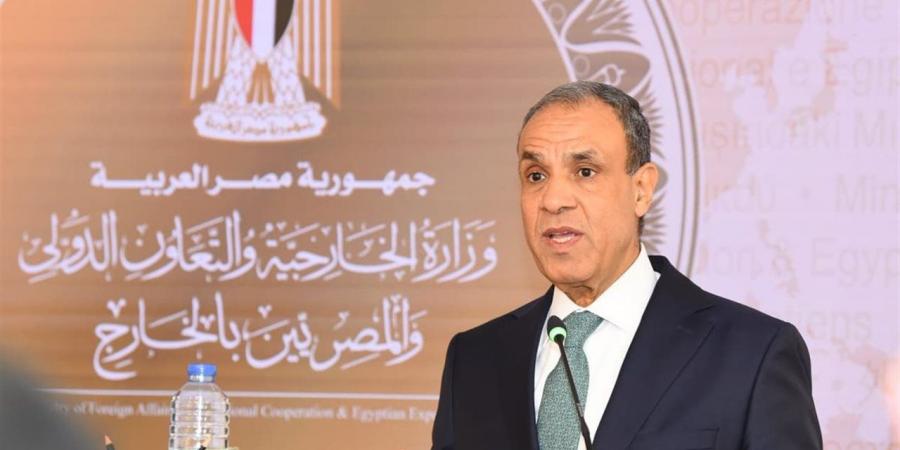 وزير الخارجية يتوجه إلي موسكو