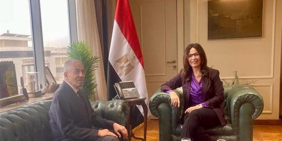 "زكى" تستقبل وكيل "الشيوخ" لبحث تحويل المبنى القديم لرئاسة مدينة السنبلاوين لقصر ثقافة