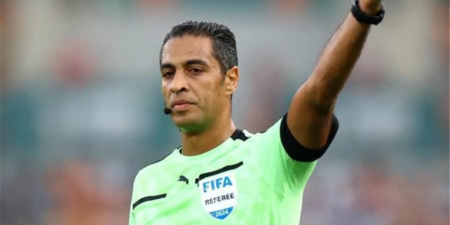 طاقم حكام مصري لقمة العاصمة الجزائري وآسفي المغربي في نصف نهائي الكونفدرالية