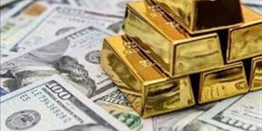 الذهب يرتفع والدولار يتراجع وسط توقعات خفض التصعيد بالشرق الأوسط