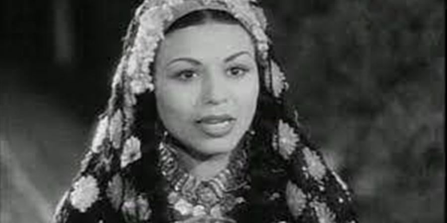 حكاية فنانة سبقت عصرها.. كيف غنت درية أحمد للثورة وكرة القدم؟