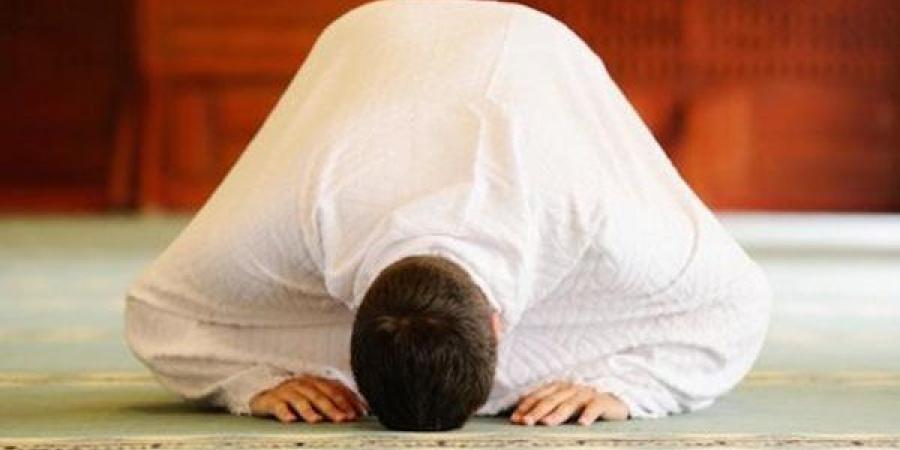 هل العقد على الأنامل سنة نبوية؟