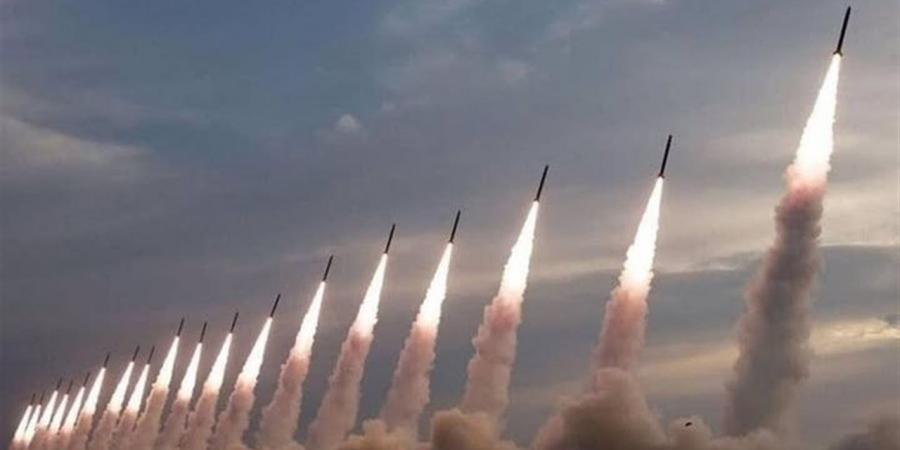 بسبب تهديد صاروخي.. لقطات تظهر توجه إسرائيليين إلى الملاجئ خوفا من التعرض للقصف