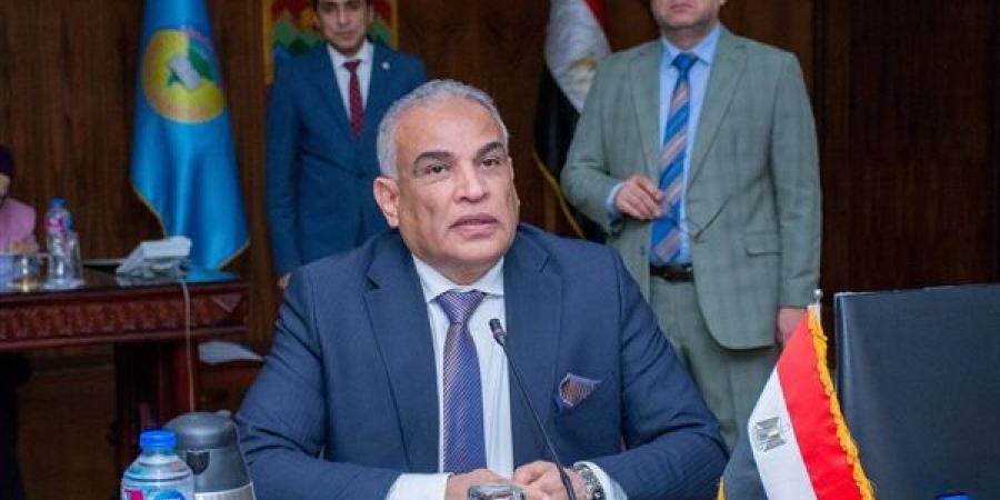 رئيس جامعة طنطا يستعرض ربط المخرجات التعليمية والبحثية باحتياجات سوق العمل