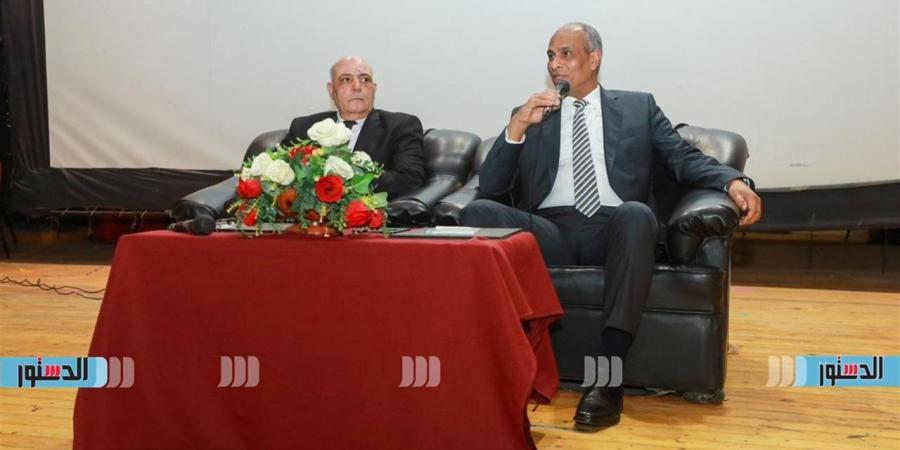 محافظ كفرالشيخ يبحث منظومة التصالح وتفعيل التحول الرقمي