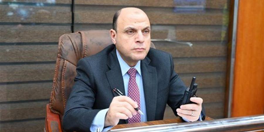 محافظ الغربية يتابع تنفيذ قرار الغلق لليوم الرابع داخل مركز السيطرة