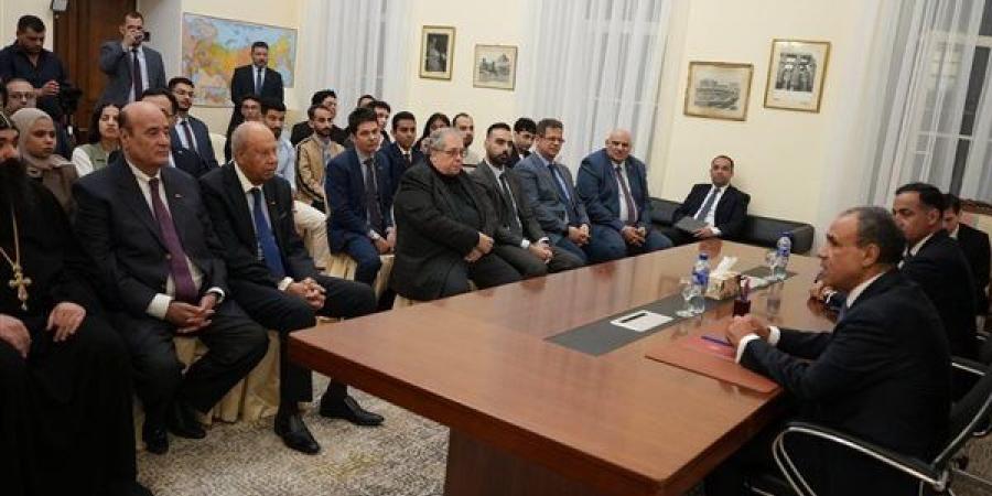 وزير الخارجية يلتقي أبناء الجالية المصرية في موسكو