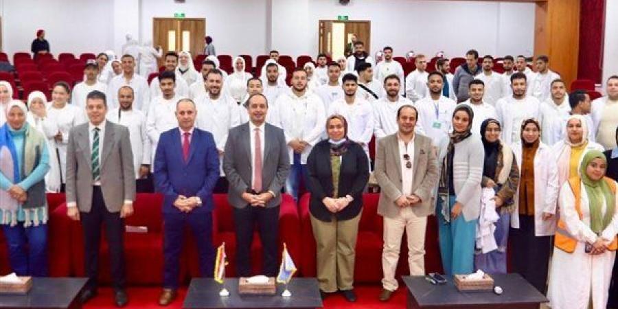 صندوق مكافحة الإدمان يعقد ورش لطلاب كلية التمريض جامعة مصر للعلوم