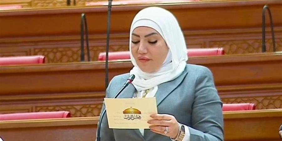 النائبة عبير عطا الله: حظر بعض المهن على السيدات بالخارج ضرورة
