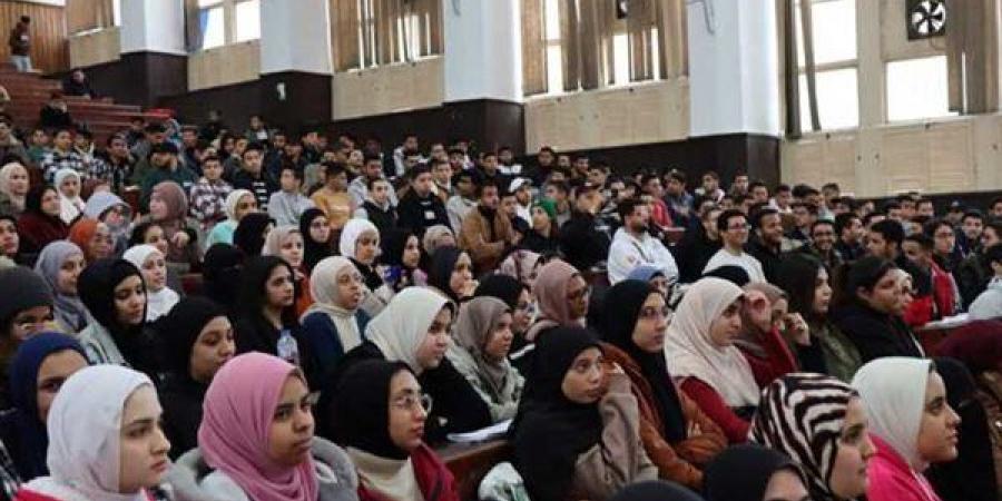 رئيس جامعة الإسكندرية: انتظام الدراسة ومراعاة أوضاع الطلاب المتضررين