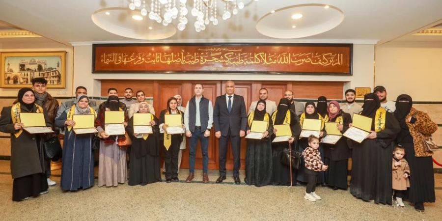 محافظ كفرالشيخ يكرم 11 أمًا مثالية