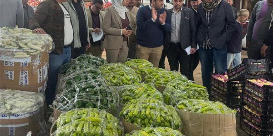 حملة مكبرة لضبط الأسواق بسوق الجملة ببنها لمواجهة التلاعب في أسعار الخضروات