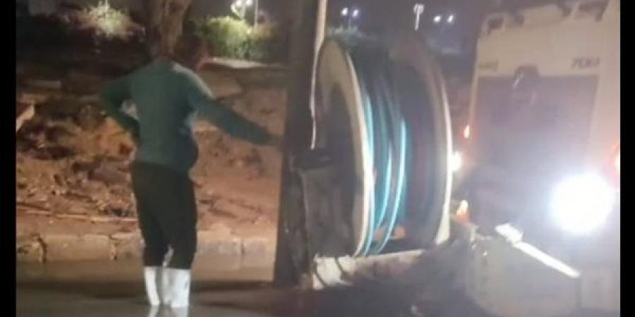 العاشر تواجه الأمطار والطقس السيئ بجاهزية قصوى