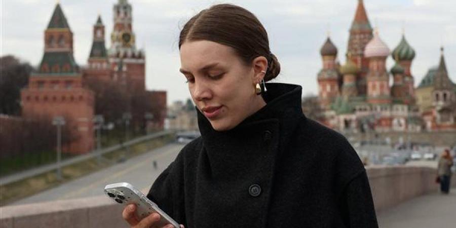 روسيا تُغلق الباب نهائيا أمام خدمات آبل وVPN السبب