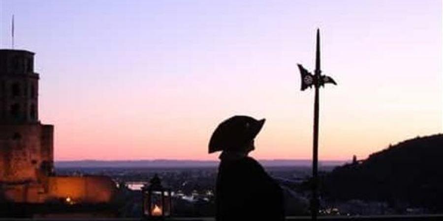 استكشف عوالم المغامرة والجريمة: ماذا تتابع على شاشة الشرق؟