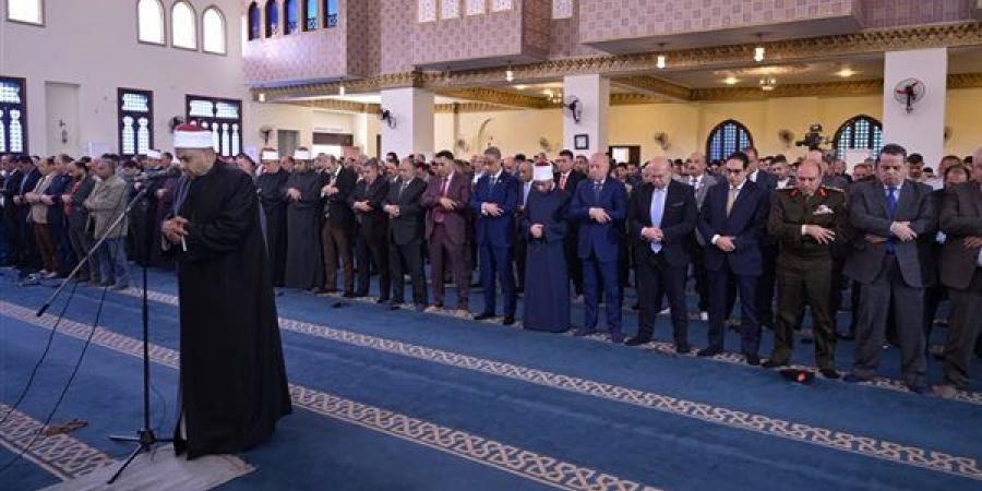 رئيس جامعة القاهرة يشارك في احتفالات العيد القومي لمحافظة الجيزة