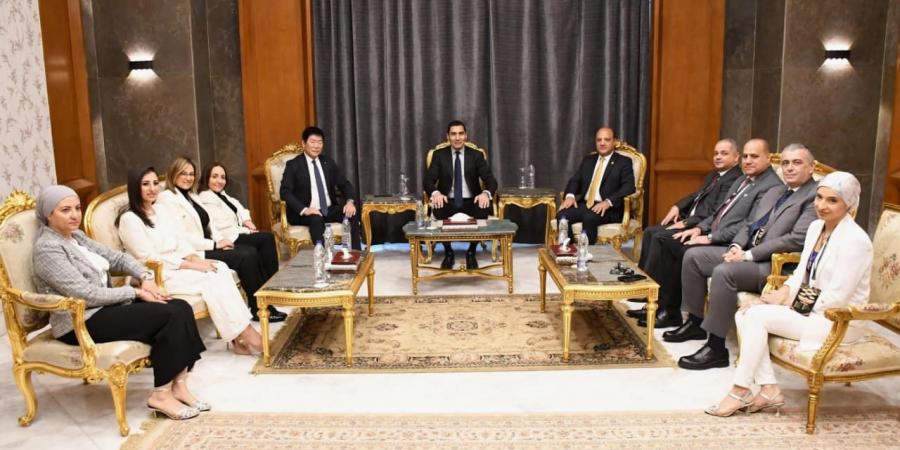 انطلاق بطولة كأس العالم للجمباز الفني بحضور وزير الرياضة ورئيس الاتحاد الدولي