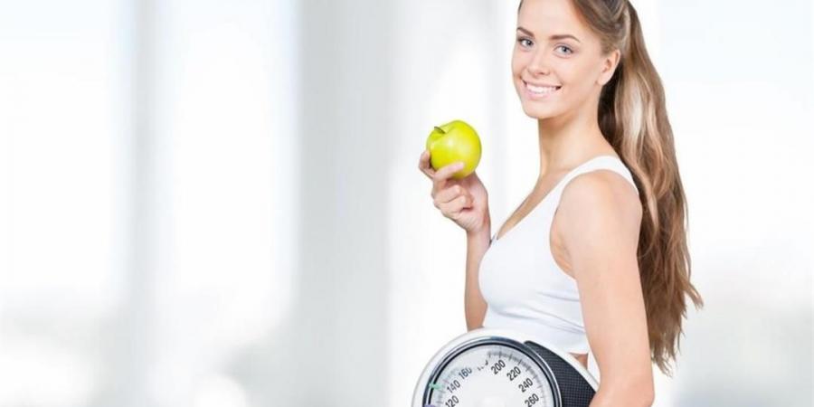 الضوء الخافت ليلًا والوزن.. دراسة تكشف تأثيرًا غير متوقع