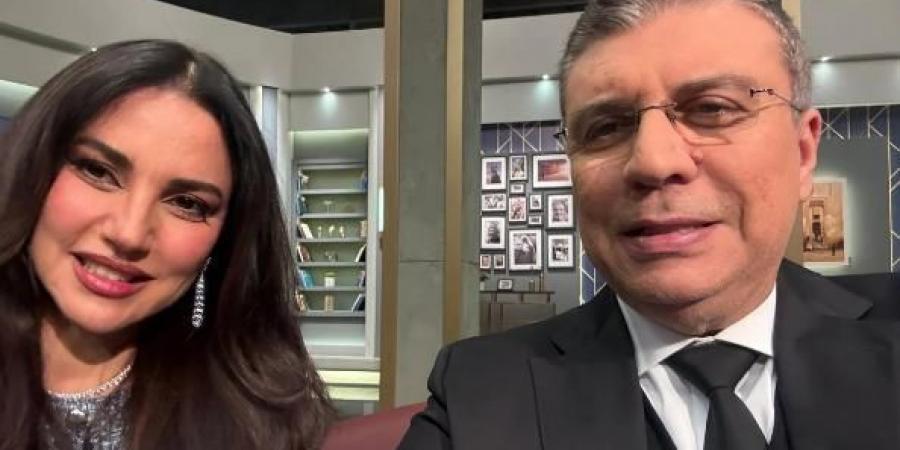 حلقة مميزة.. درة ضيفة برنامج واحد من الناس مع عمرو الليثي في هذا الموعد